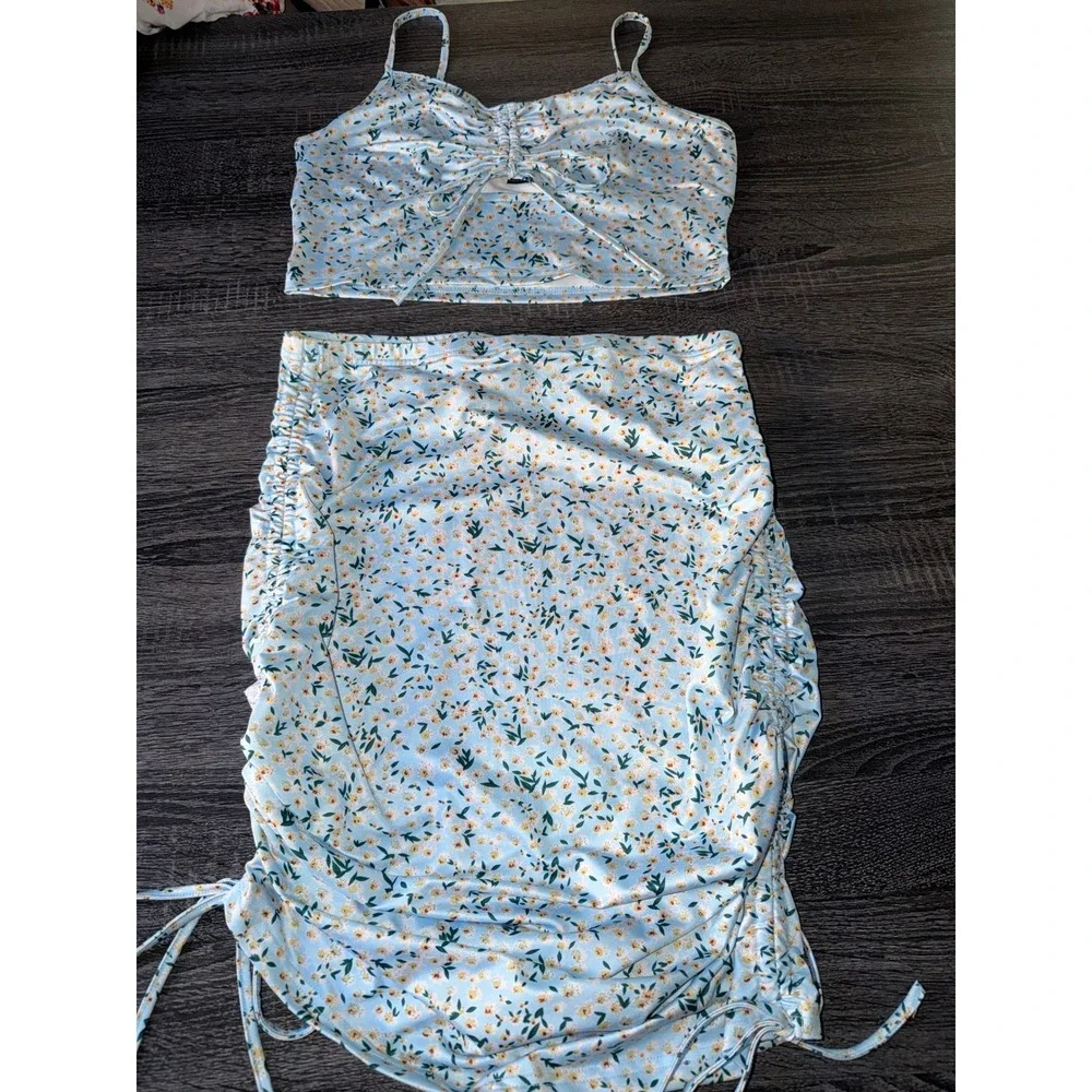 SHEIN blue floral